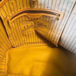 Louis Vuitton Never Full